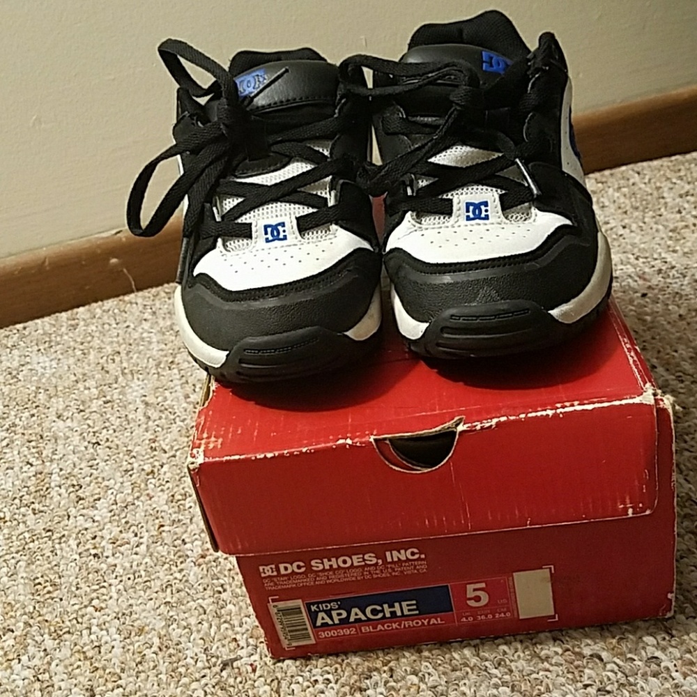 DC apache sneakers